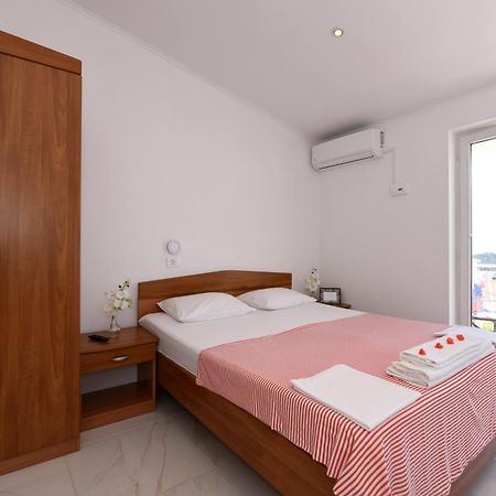 Makarska Sea View Rooms Ruang foto