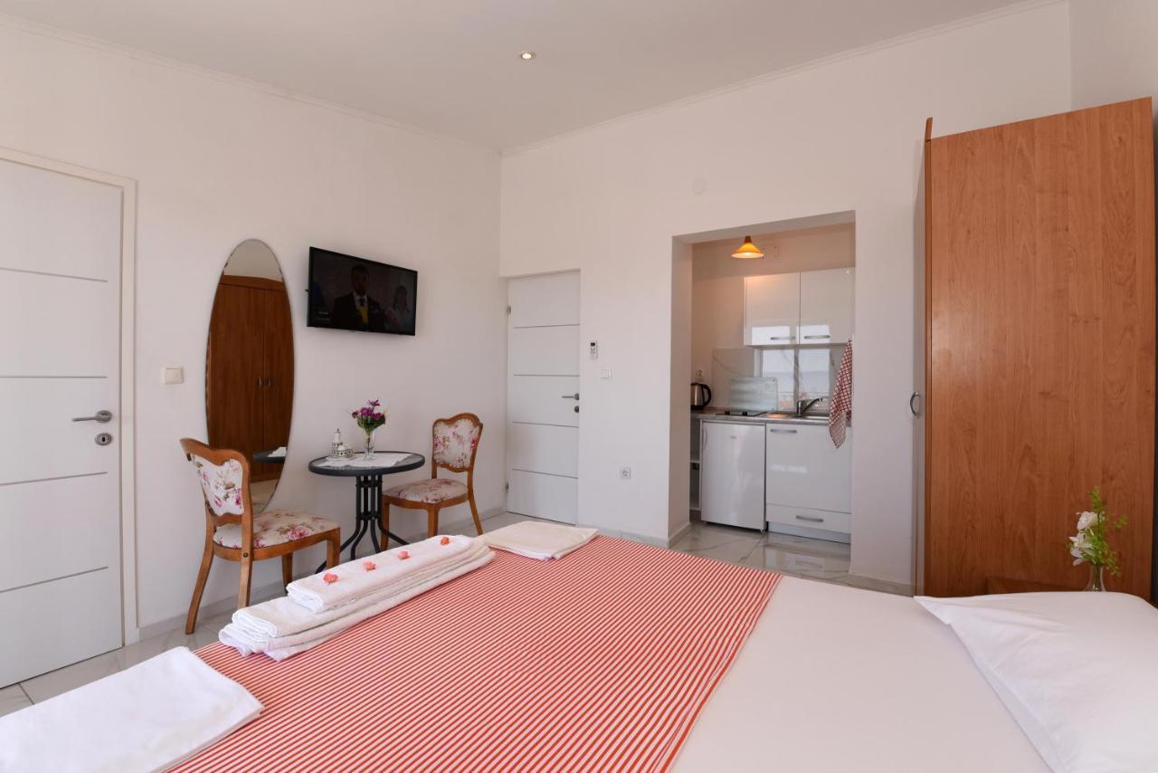 Makarska Sea View Rooms Bagian luar foto
