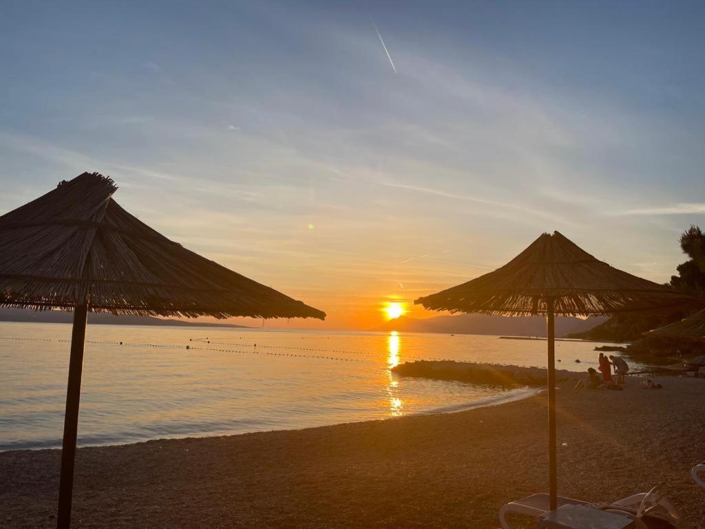 Makarska Sea View Rooms Bagian luar foto
