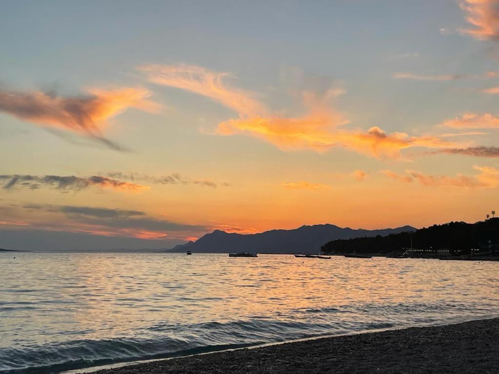 Makarska Sea View Rooms Bagian luar foto