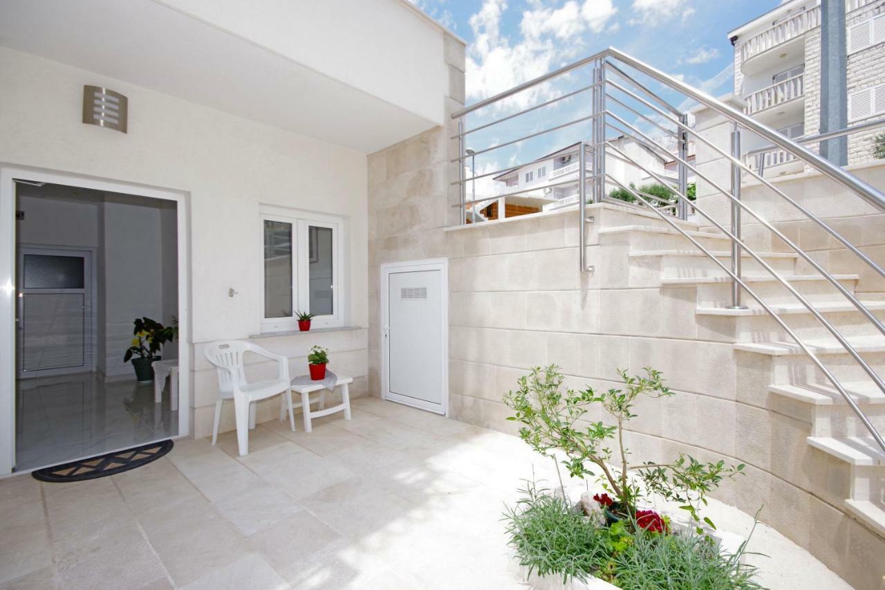 Makarska Sea View Rooms Bagian luar foto