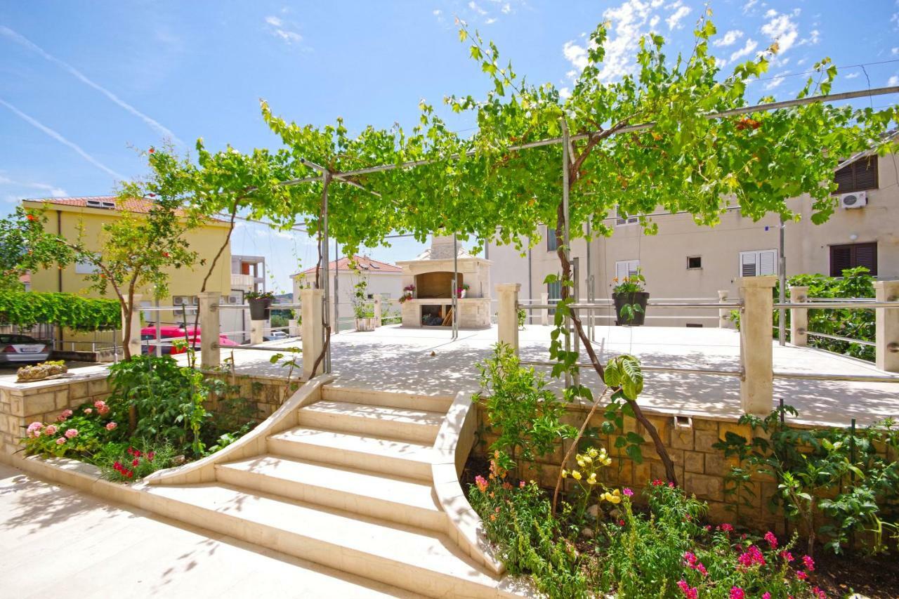 Makarska Sea View Rooms Bagian luar foto